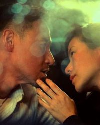 Thiên đường trong bóng tối